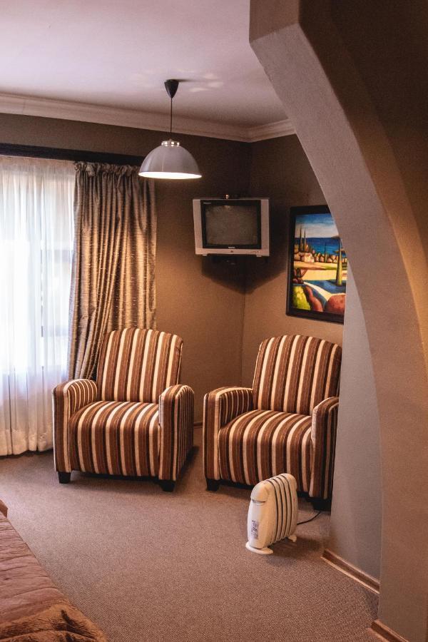 Bass Lake Country Lodge พริทอเรีย ภายนอก รูปภาพ