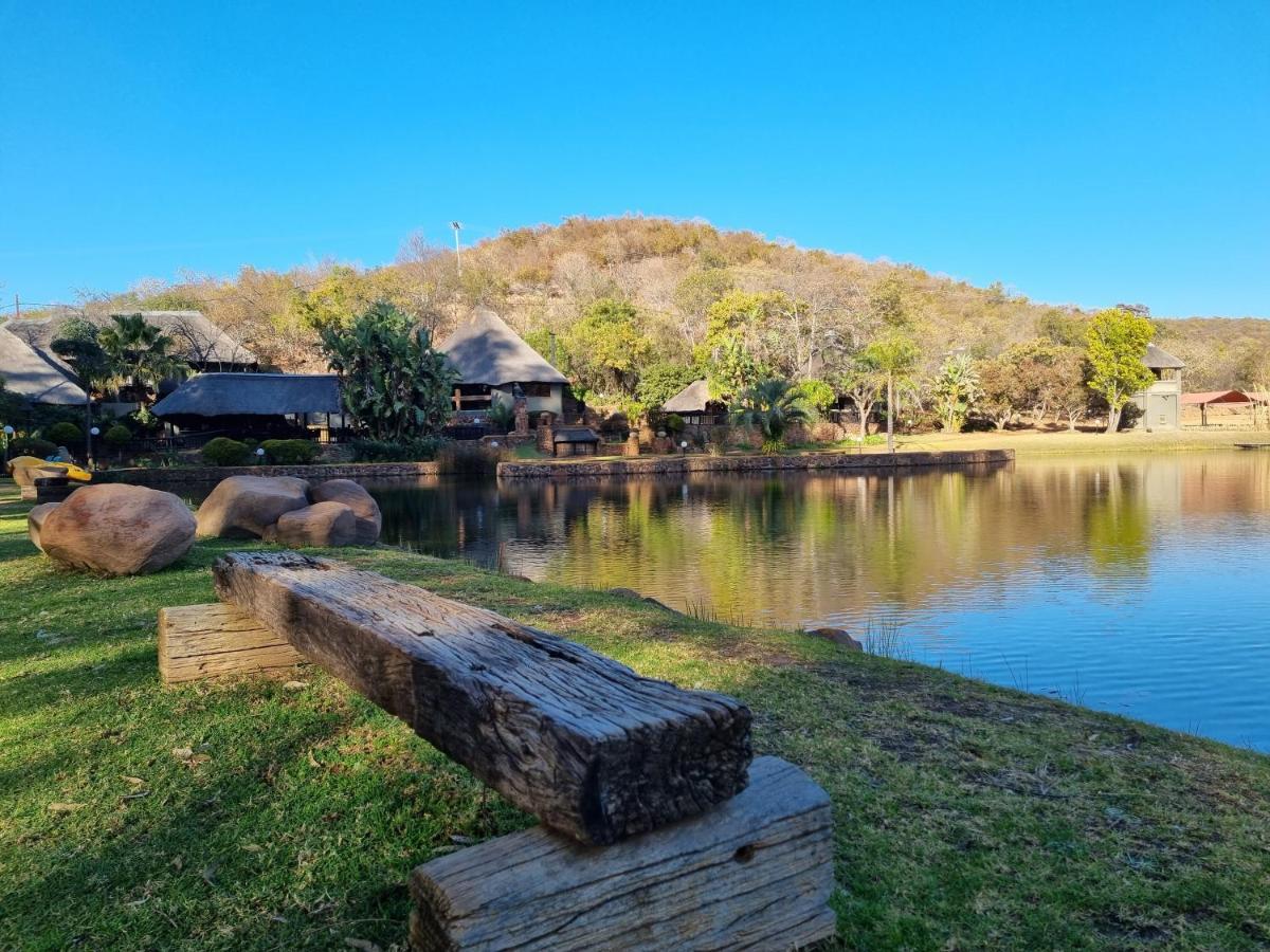Bass Lake Country Lodge พริทอเรีย ภายนอก รูปภาพ