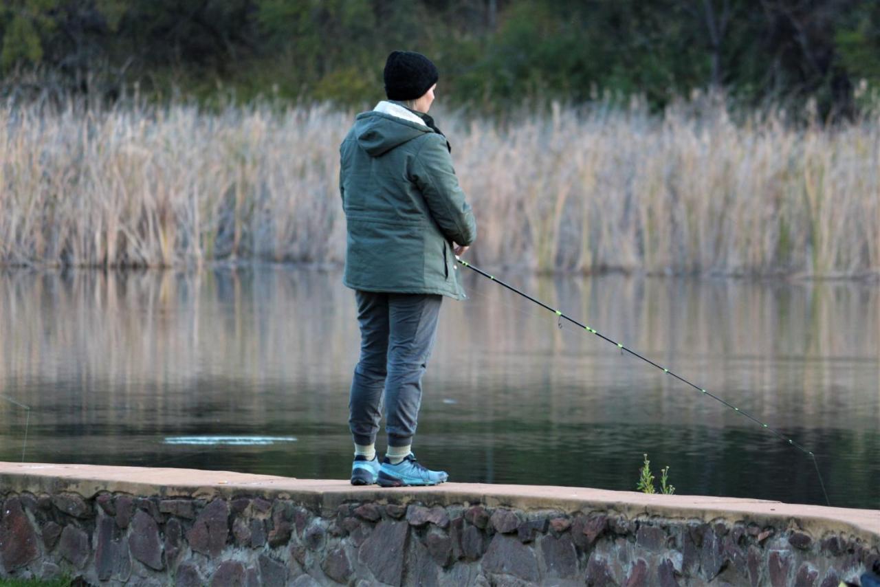 Bass Lake Country Lodge พริทอเรีย ภายนอก รูปภาพ