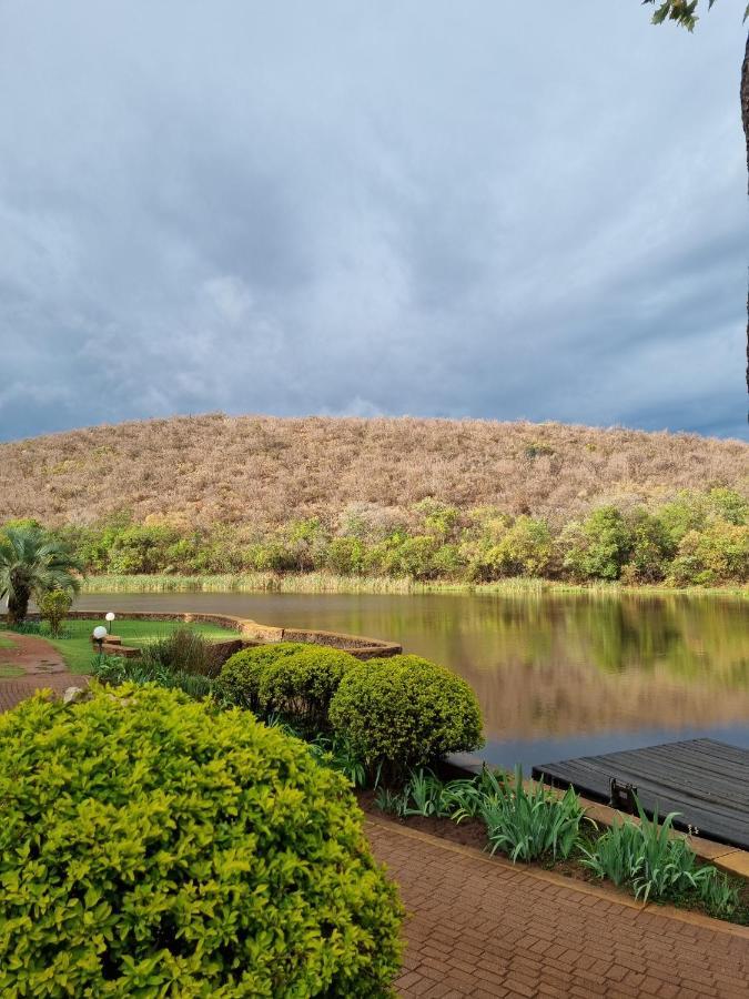 Bass Lake Country Lodge พริทอเรีย ภายนอก รูปภาพ